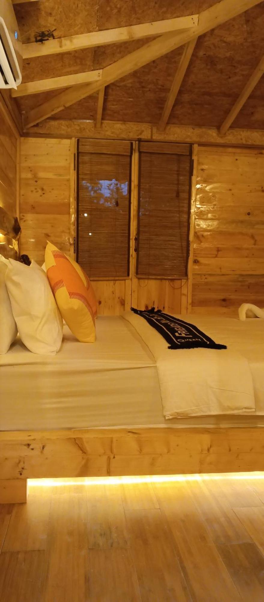 Mc Queen Homestay Ella Eksteriør billede